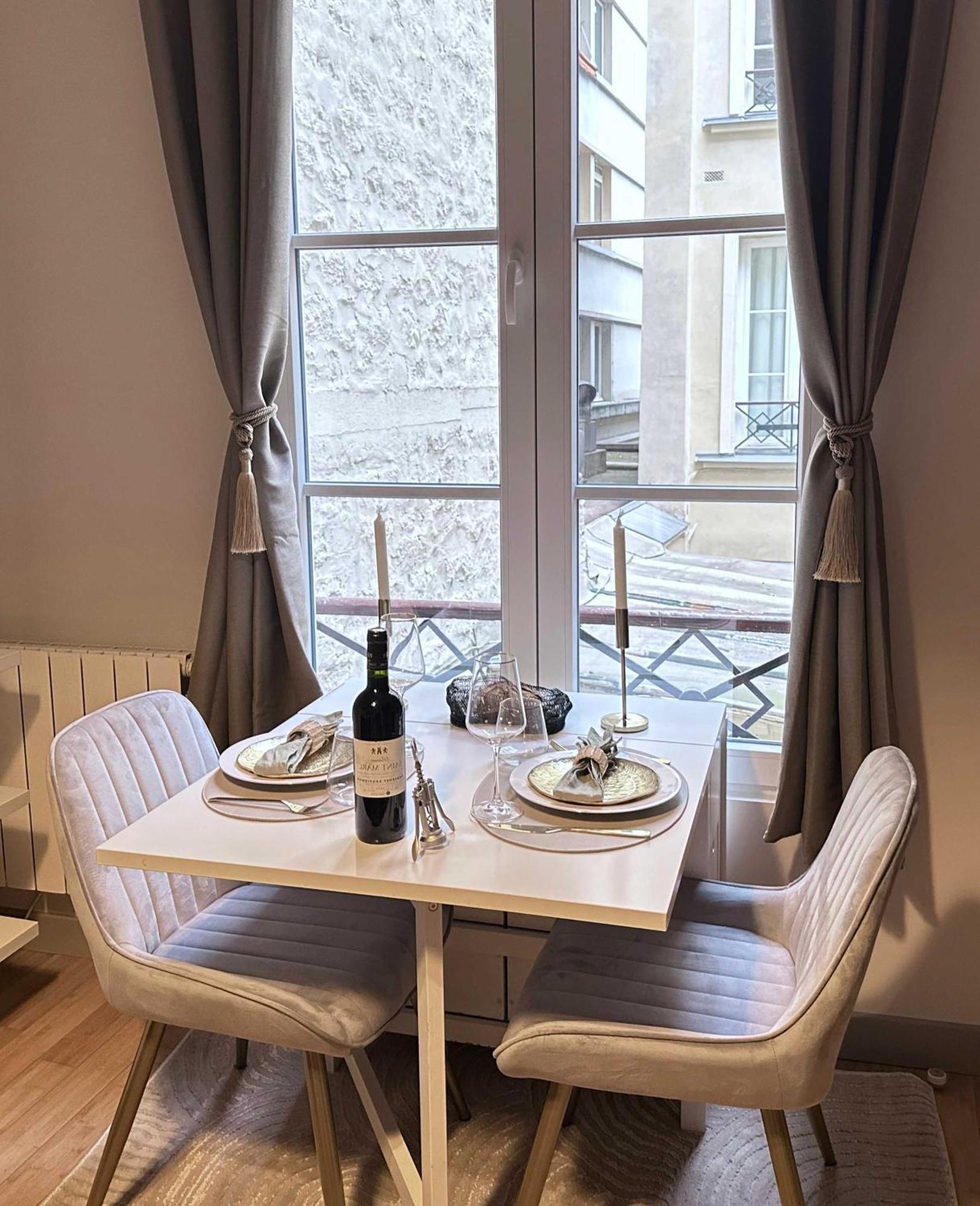 Renovated Champs-Elysees Retreat Apartment Paris Exterior photo